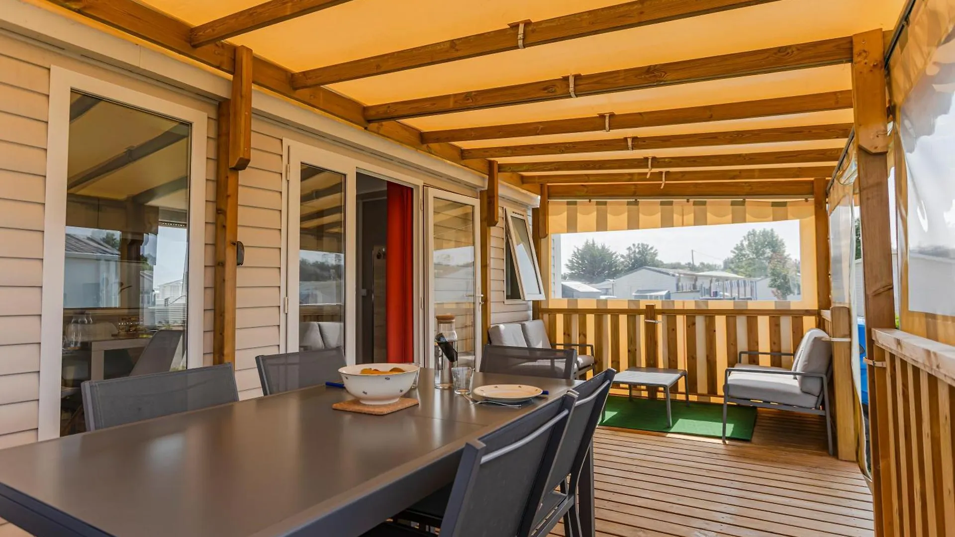 Mobil-Home Ambon 6 Personnes